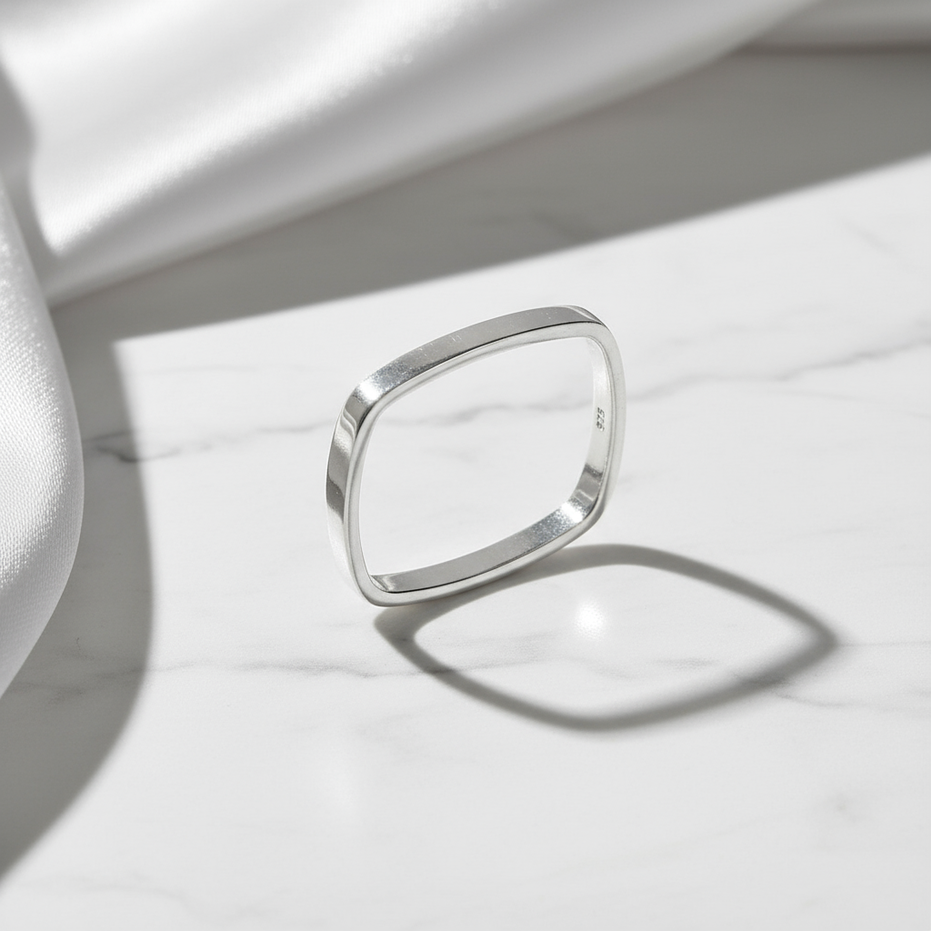 Anillo cuadrado Plata